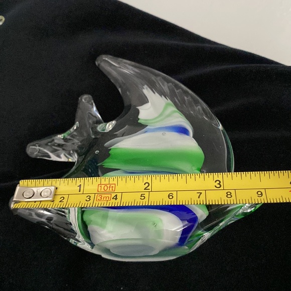 Hand blown glass accent pieces. - Picture 7 of 10